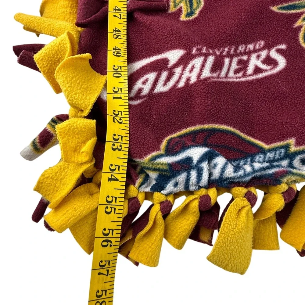 Cleveland‎ Cavaliers NBA Basketball Fleece Fabric No Sew Throw Blanket